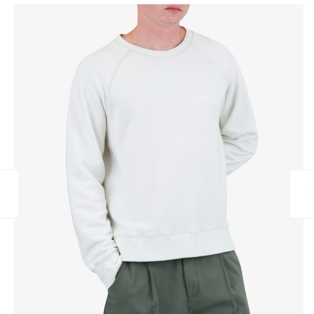 Folk Men's Engineered Raglan
Sweat - Picture 6 of 7